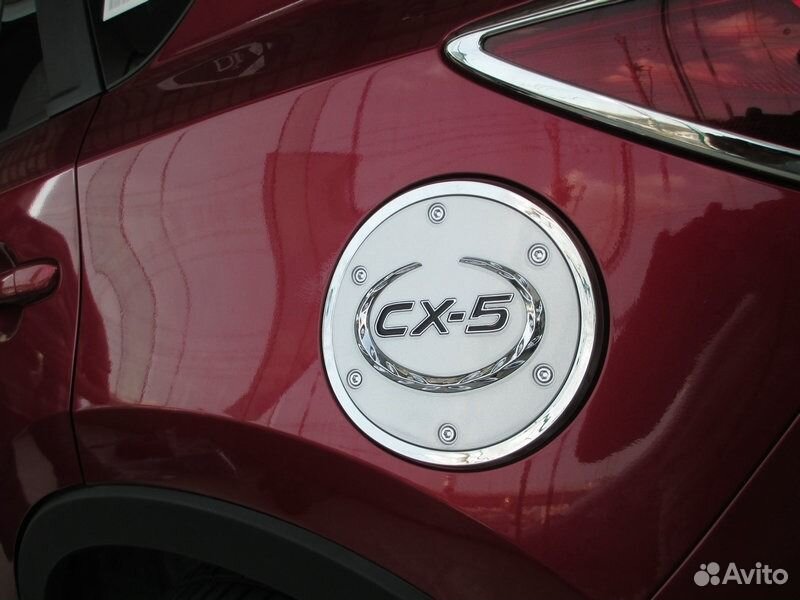 Накладка на крышку бензобака Mazda CX-5