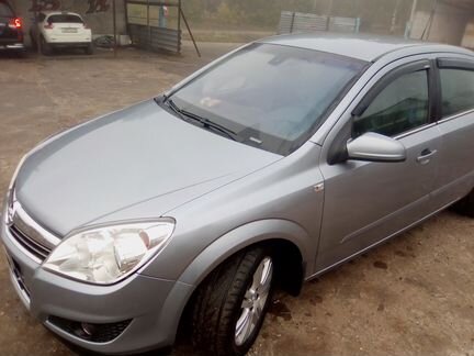 Opel Astra 1.8 МТ, 2007, седан