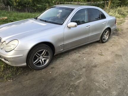 Mercedes-Benz E-класс 1.8 AT, 2003, седан