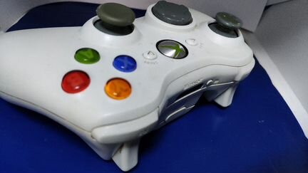 Xbox 360 контроллер