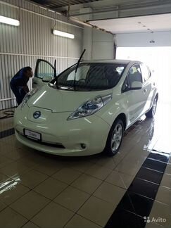 Nissan Leaf AT, 2012, хетчбэк