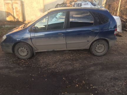 Renault Scenic 1.6 МТ, 2001, 300 000 км