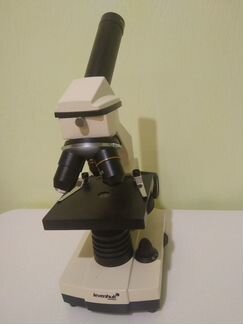 Школьный микроскоп Levenhuk