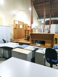 Кресла и столы компьютерные. бу. Более 600 позиций