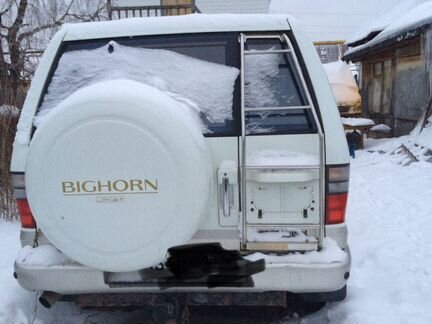 Isuzu Bighorn 3.2 AT, 2001, 300 000 км