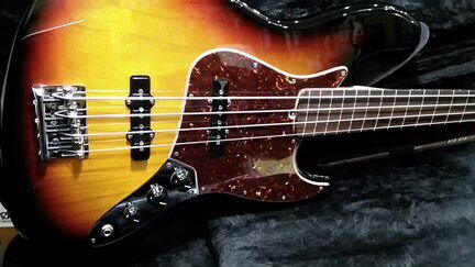 Fender american standard jazz bass RW fretless 3-C
