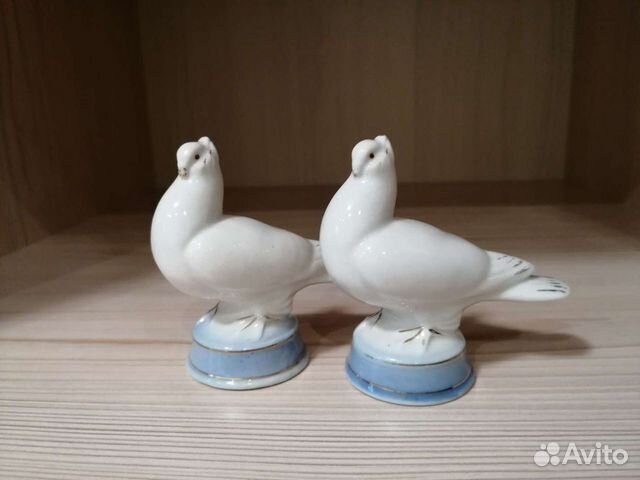 Статуэтка фарфоровая Голубь гжель