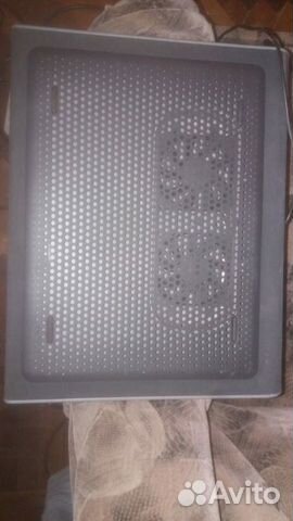 Подставка с охлаждением