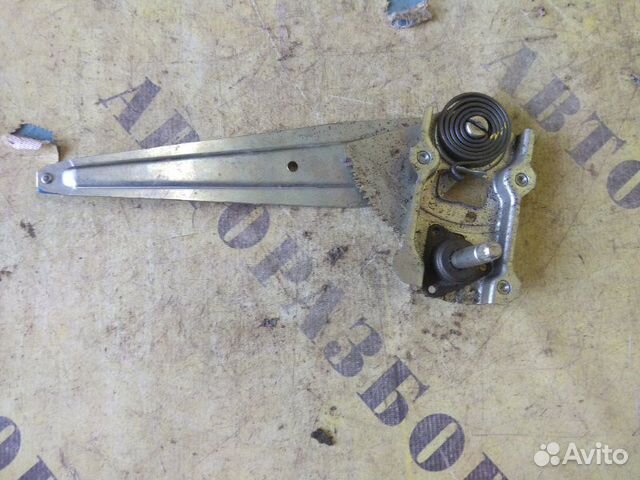 Стеклоподъемник задний левый Toyota Corolla 150