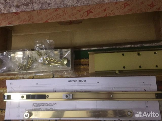 Доводчик дверной Hafele DCL 61 и Armadilo