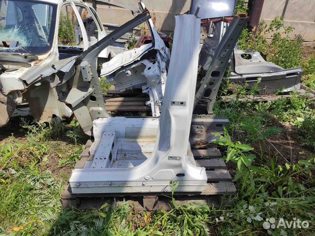 Порог левый Ford Focus 3