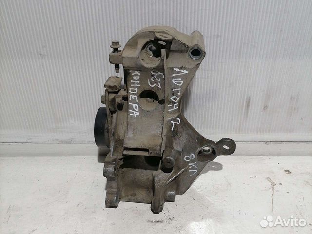 Кронштейн двигателя Renault Logan 2