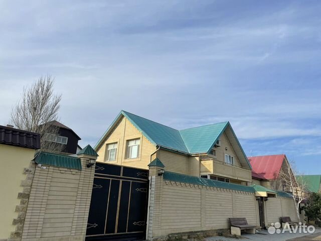 

6-к. дом, 250 м²
