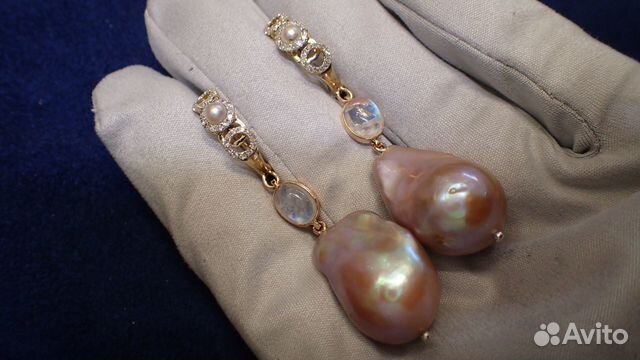 Золотые серьги с жемчугом и бриллиантами