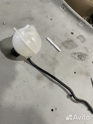 Расширительный бачок vesta с новой машины
