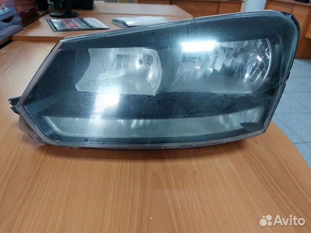 Фара левая skoda yeti