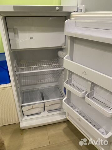 Холодильник Indesit, требуется ремонт