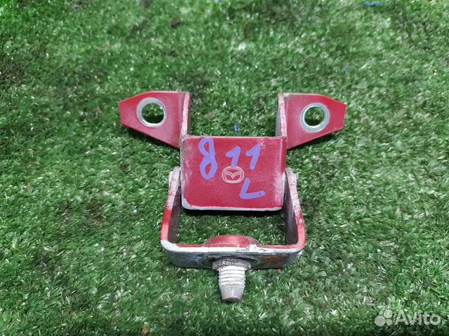 Петля багажника левая Mazda 3 (BL) 2010