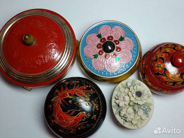 Шкатулка пудреница