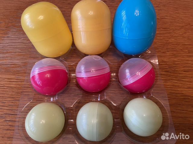 Капсулы от киндеров большие и маленькие