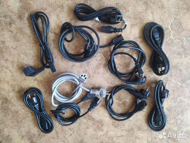 Кабель питания для компьютера
