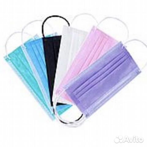 Маска трехслойная на резинках