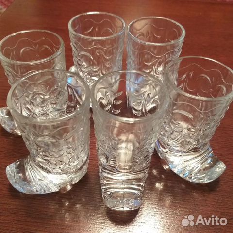 Хрустальные рюмки сапожки