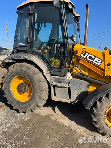 Экскаватор-погрузчик JCB 3CX4T, 2012