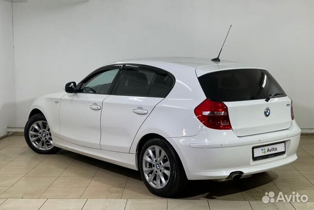 BMW 1 серия `2010