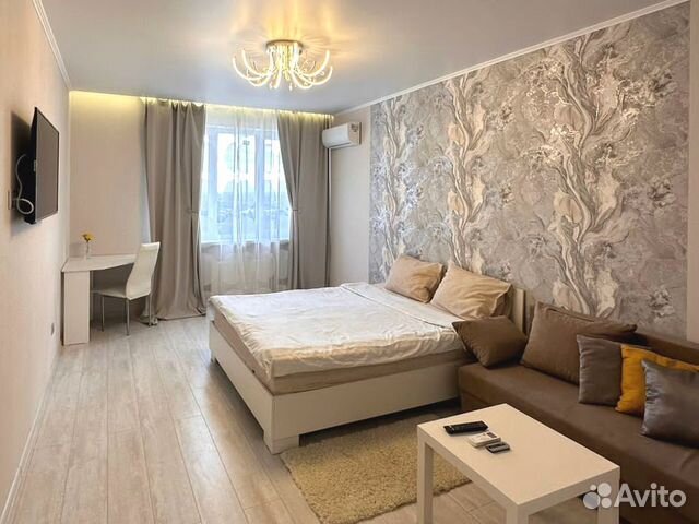 

1-к. квартира, 42 м², 14/18 эт.