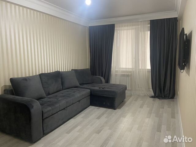 

1-к. квартира, 47 м², 10/10 эт.