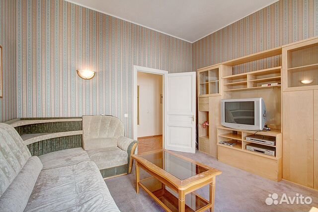 2-к квартира, 40 м², 4/4 эт.
