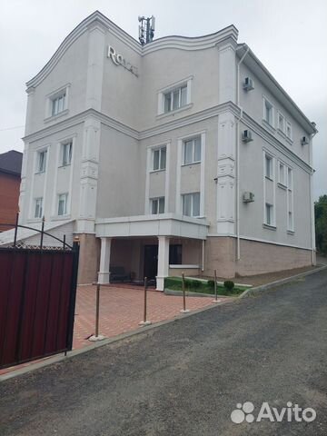 

Дом 700 м² на участке 10 сот.