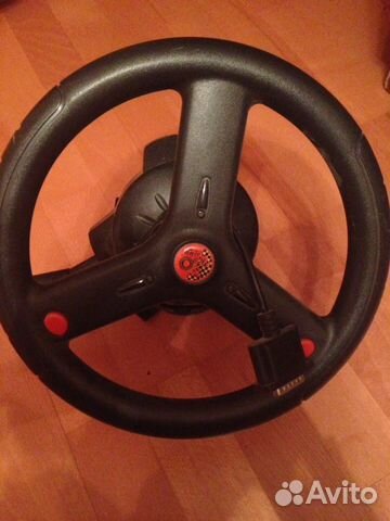 Руль и педали для компьютера Руль и педали для компьютера