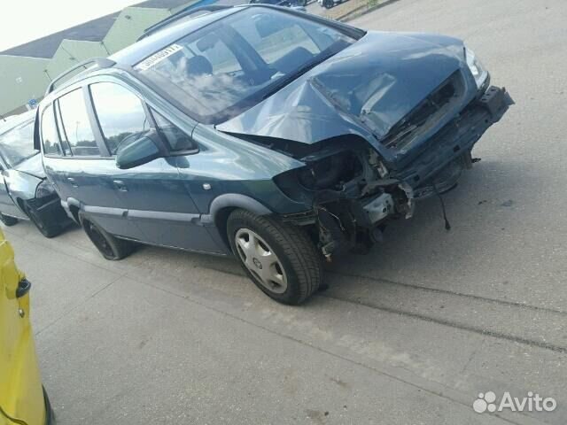 Дверь капот фара бампер Opel Zafira Дверь капот фара бампер Opel Zafira