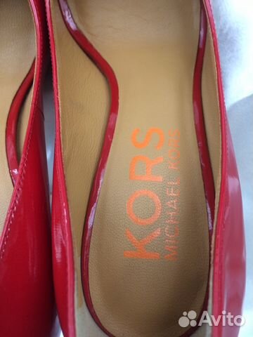 Красные лаковые туфли Kors Michael Kors Красные лаковые туфли Kors Michael Kors