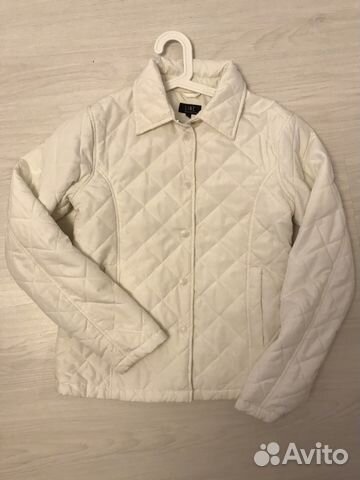 Куртка-ветровка женская, белая Куртка-ветровка женская, белая