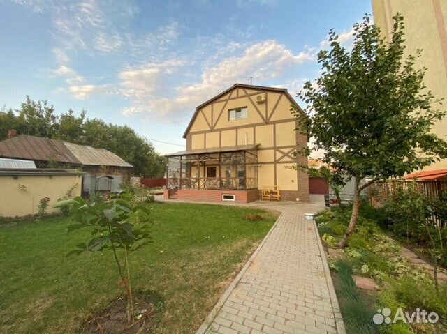 

4-к. коттедж, 200 м²
