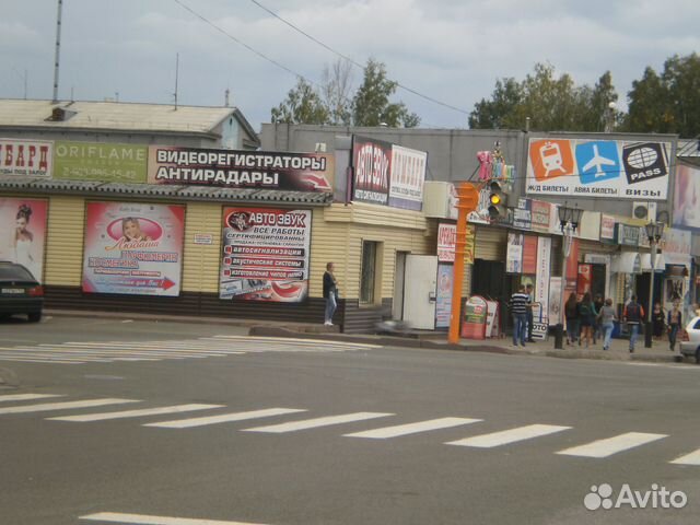 Торговое помещение, 300 м²