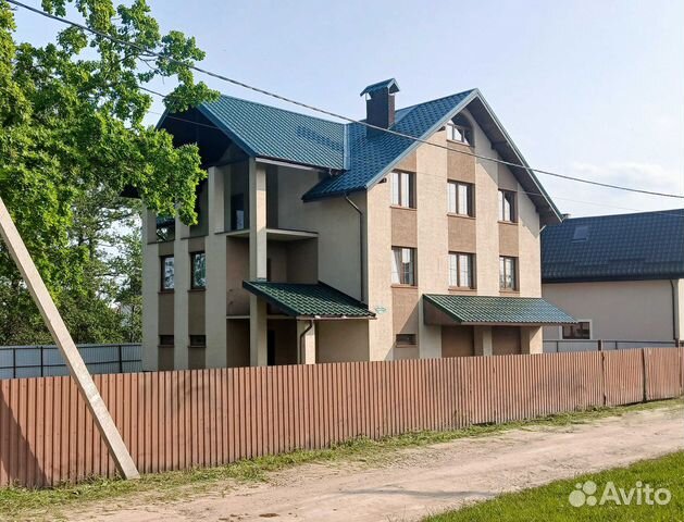 

3-к. дом, 200 м²