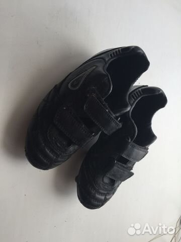 Оригинальные бутсы-шиповки фирмы mitre