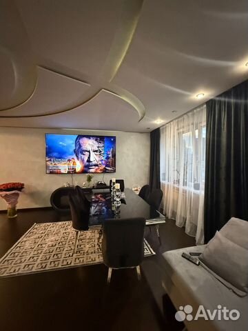 

2-к. квартира, 95 м², 8/42 эт.