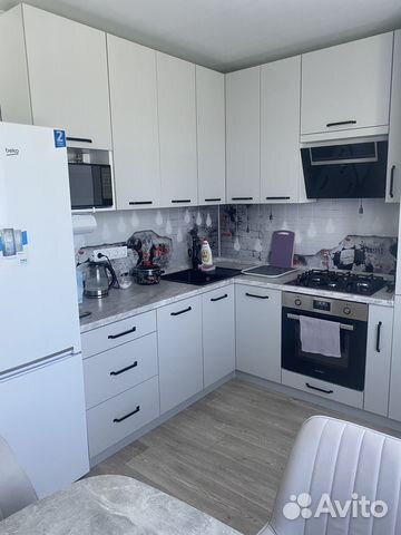

2-к. квартира, 56 м², 3/3 эт.