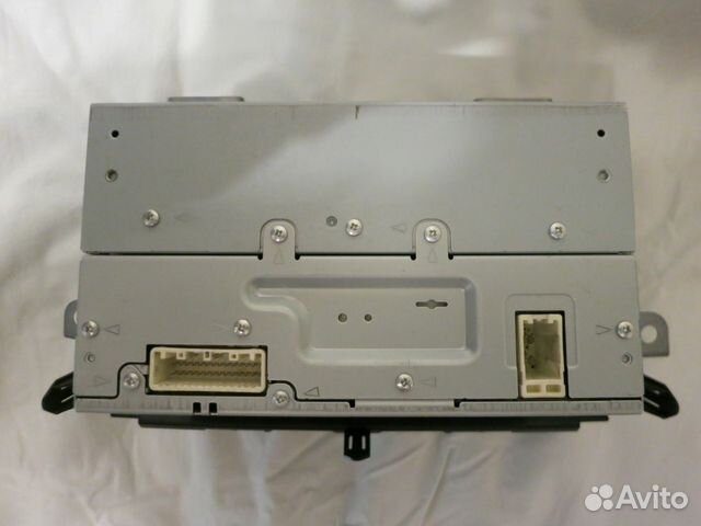Магнитола Toyota Land Cruiser 200 2011 Магнитола Toyota Land Cruiser 200 2011