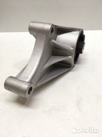 Подушка двигателя передняя Opel Astra H 1.4-1.8L Подушка двигателя передняя Opel Astra H 1.4-1.8L