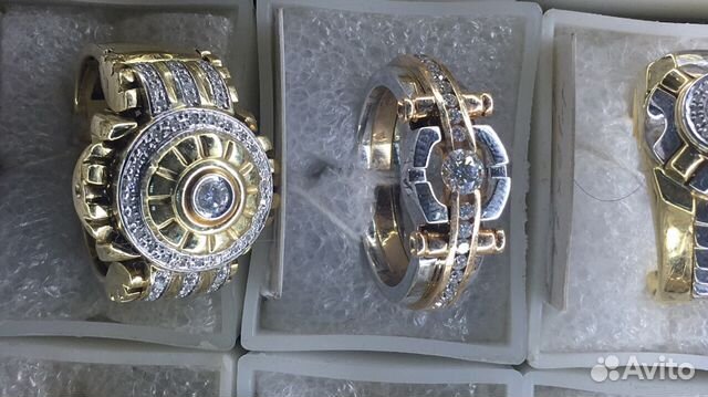 Мужские золотые печатки с бриллиантами
