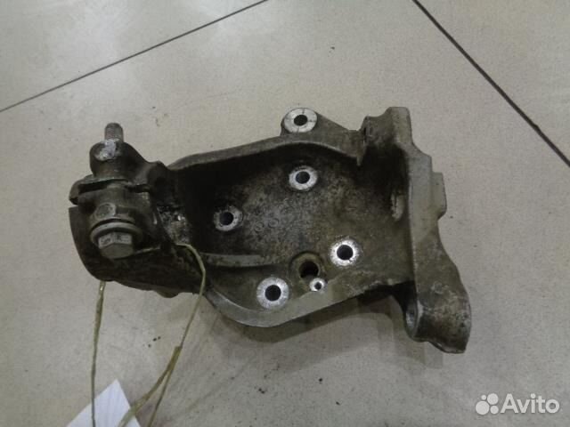 Кулак поворотный бмв 3-серия E90, E91 2005-2012 Кулак поворотный бмв 3-серия E90, E91 2005-2012