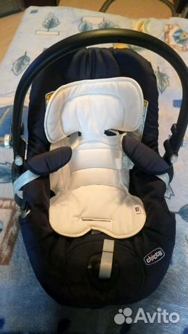 Автомобильное кресло Chicco 0-13 кг Автомобильное кресло Chicco 0-13 кг