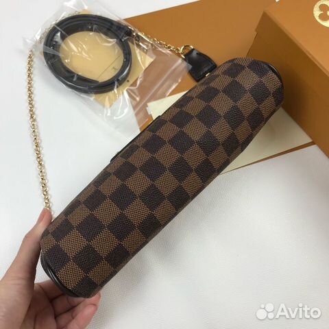 Сумка Louis Vuitton LV клатч