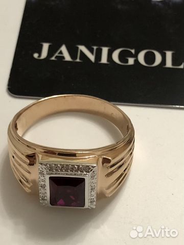 Золотая печатка с бриллиантами Золотая печатка с бриллиантами